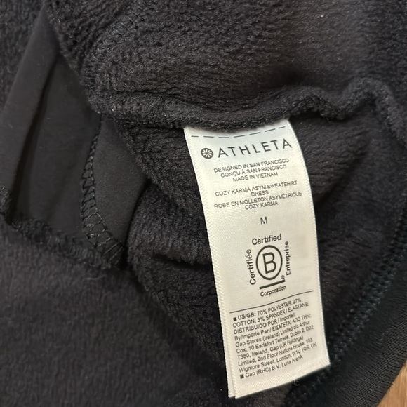 Athleta Cozy Carma Dress. Size M. - Picture 9 of 10